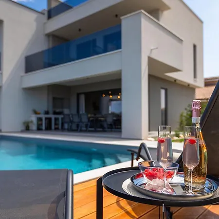 Holiday home Ivala Galizana